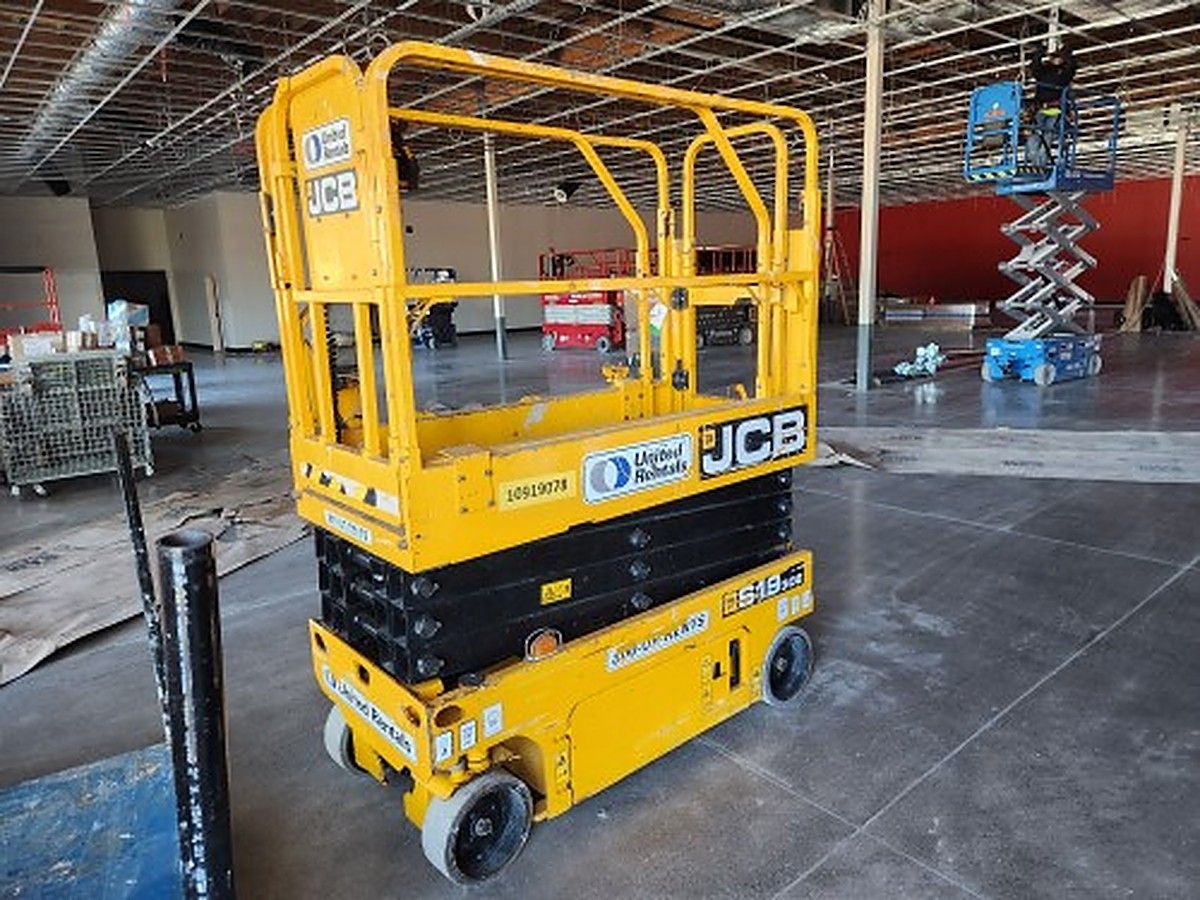 JCB S1930E photo 14