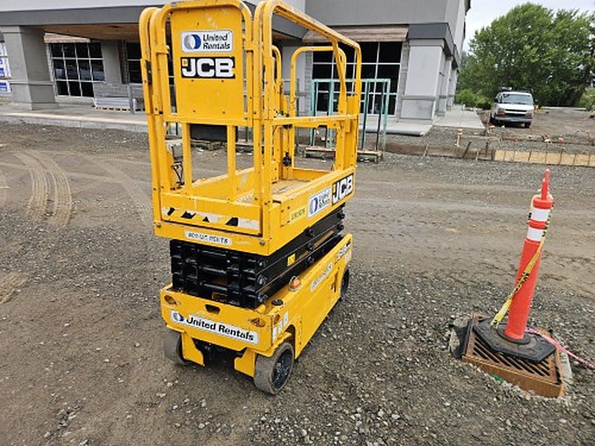 JCB S1930E photo 9