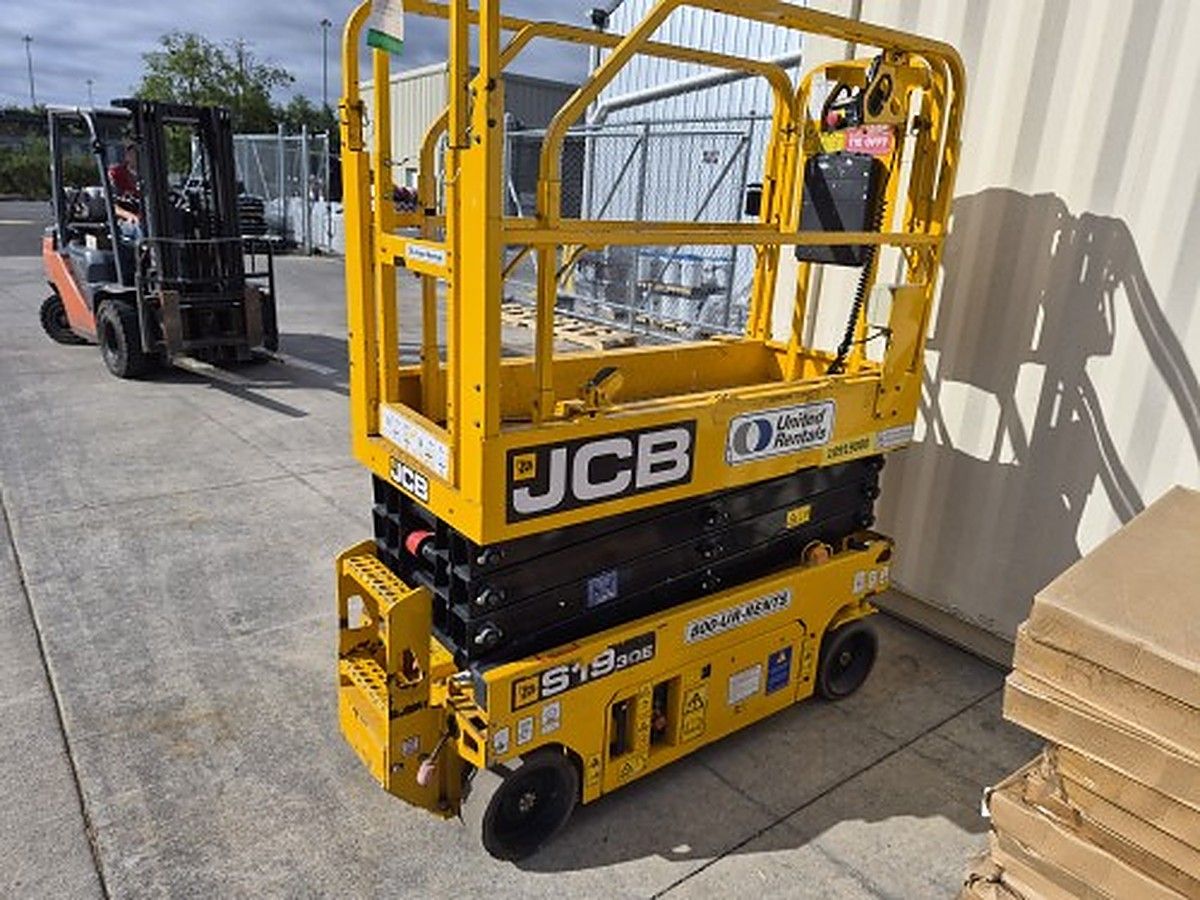 JCB S1930E photo 4