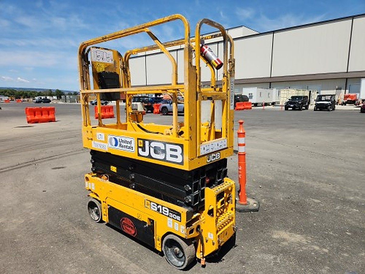 JCB S1930E photo 4