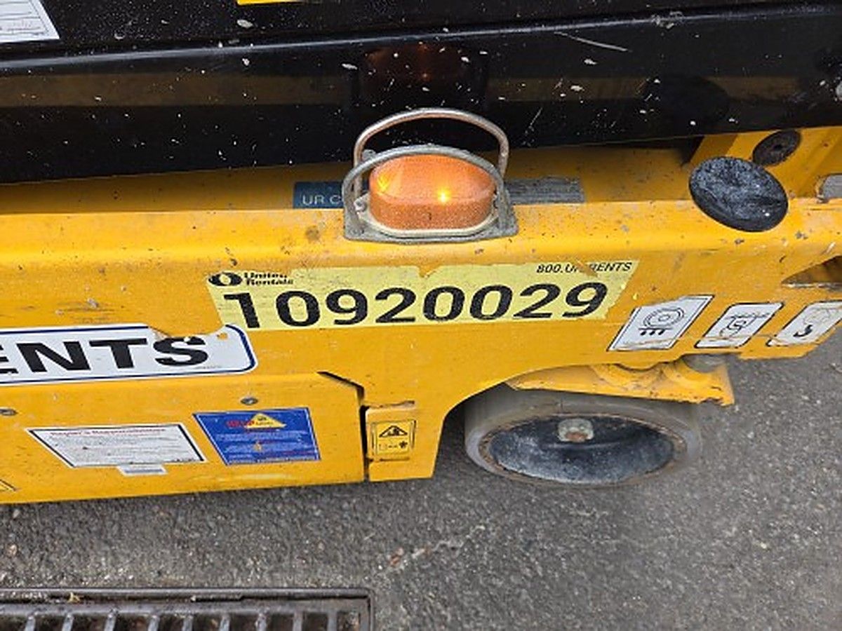 JCB S1930E photo 8