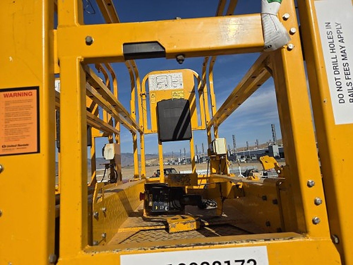 JCB S1930E photo 3
