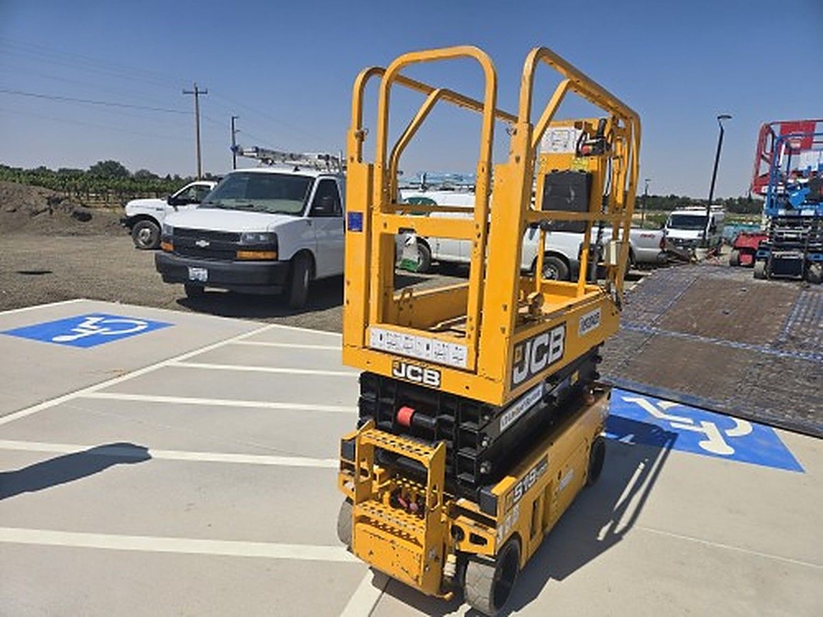 JCB S1930E photo 3