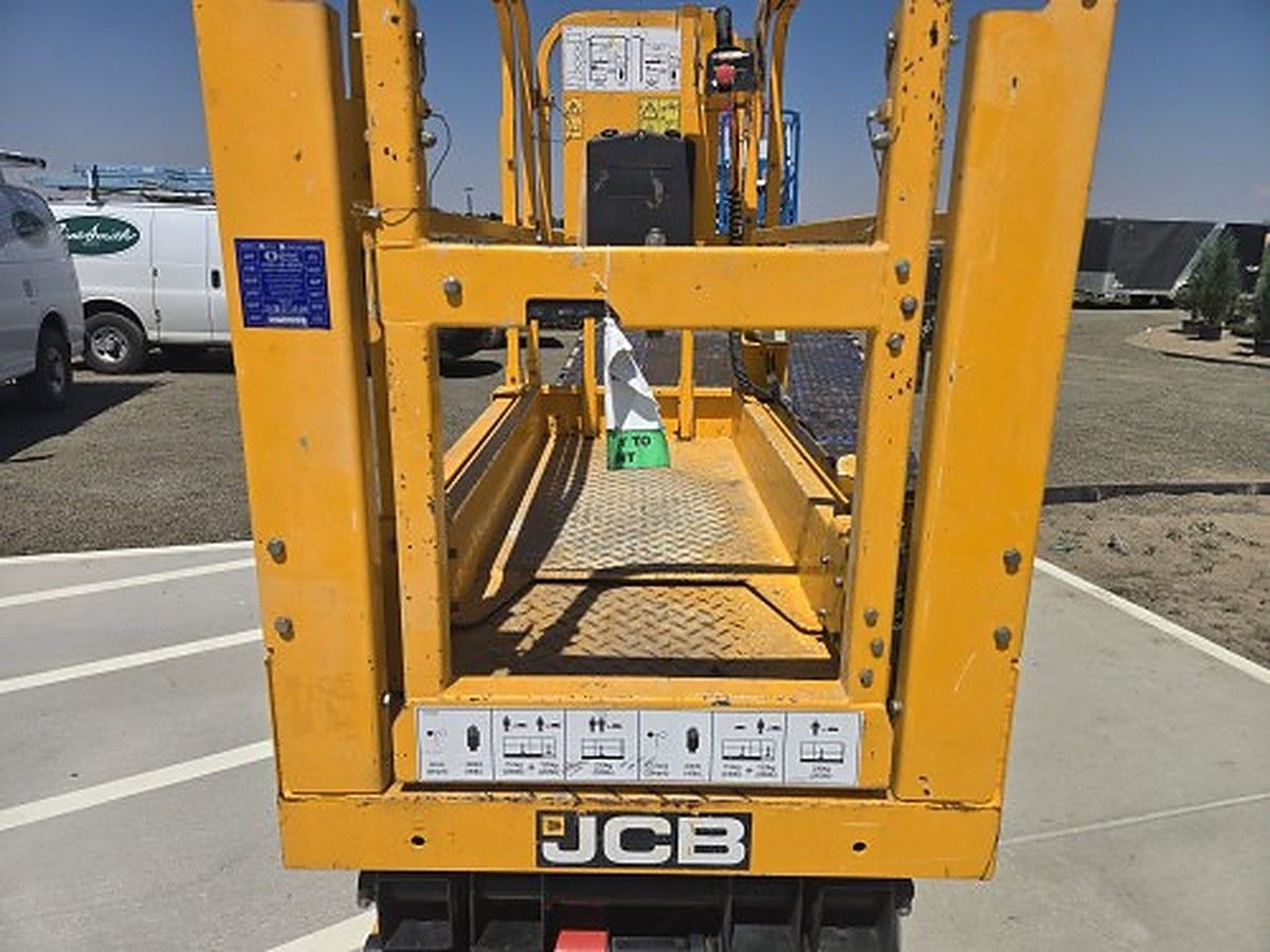 JCB S1930E photo 5