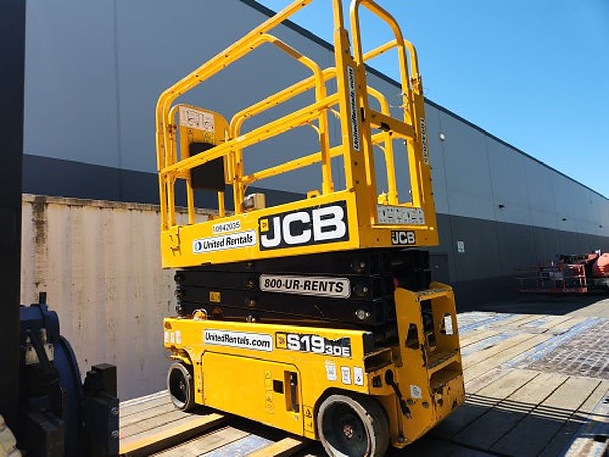 JCB S1930E photo 3