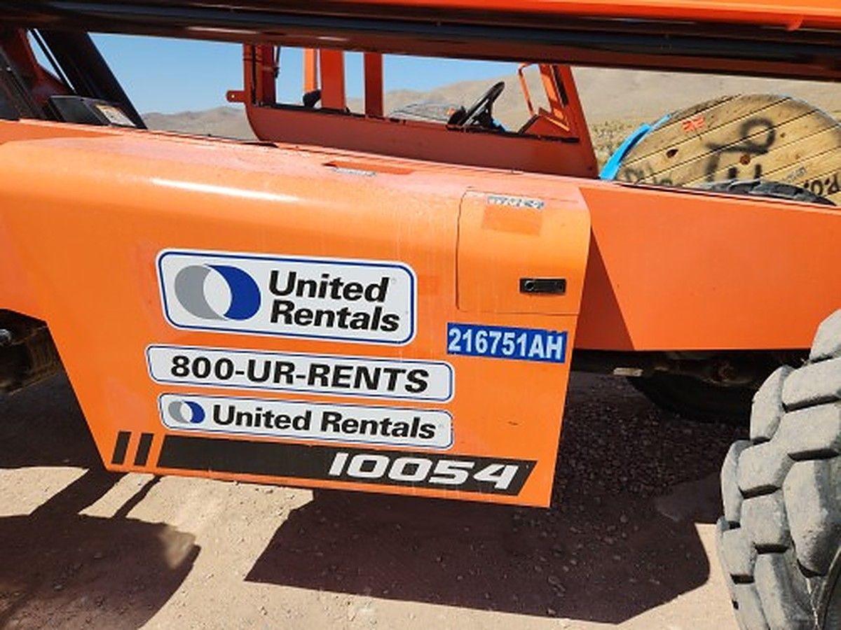 JLG 10054 photo 10