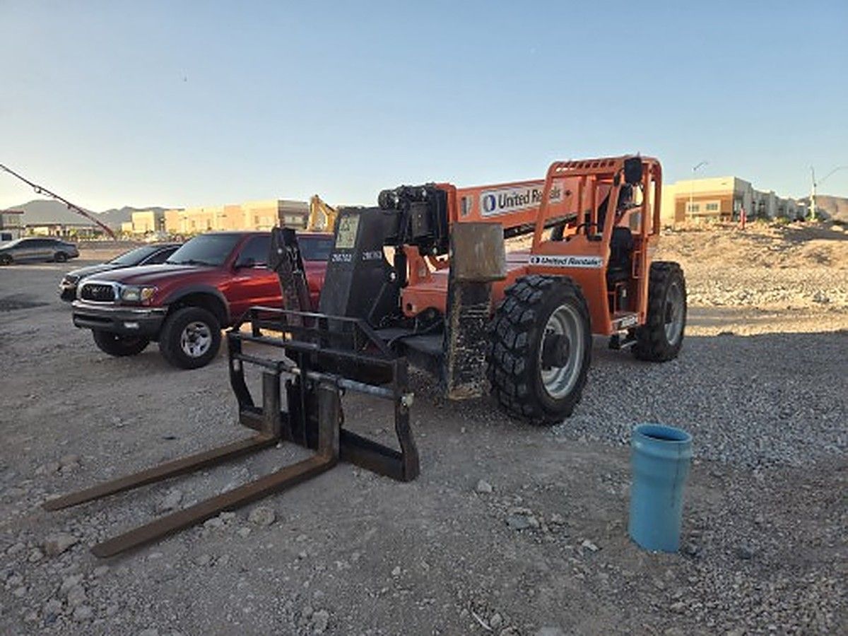 JLG 10054 photo 2