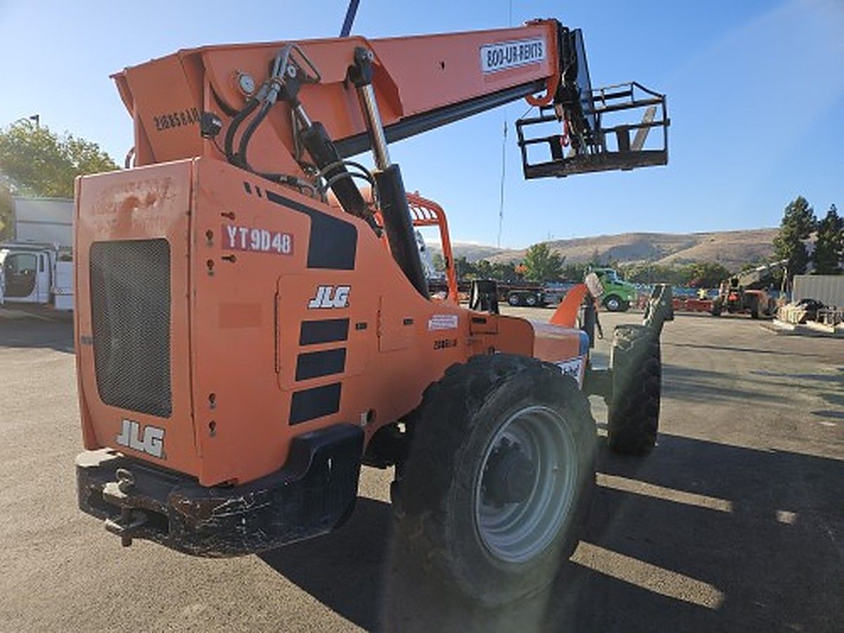 JLG 10054 photo 2