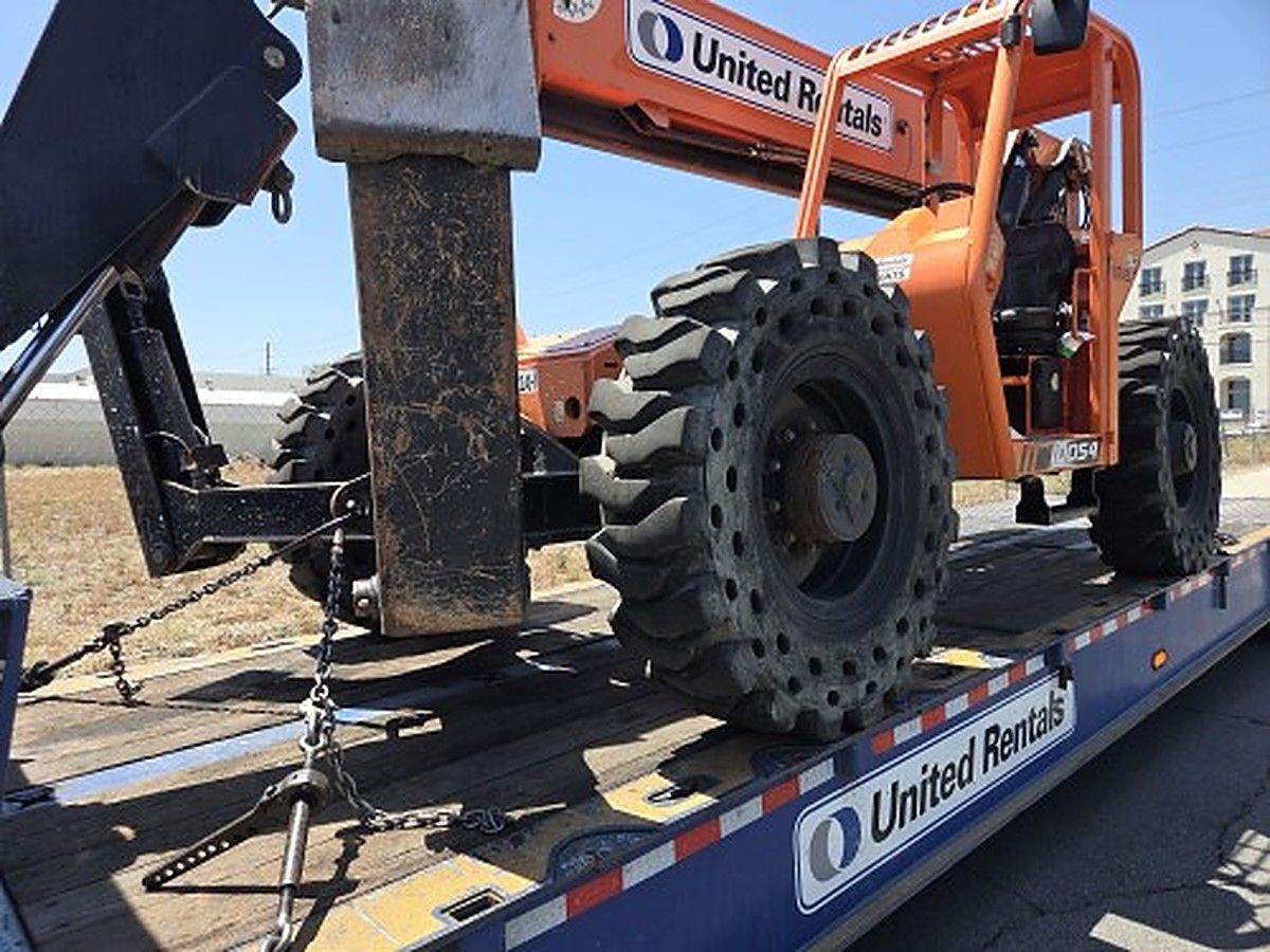 JLG 10054 photo 10