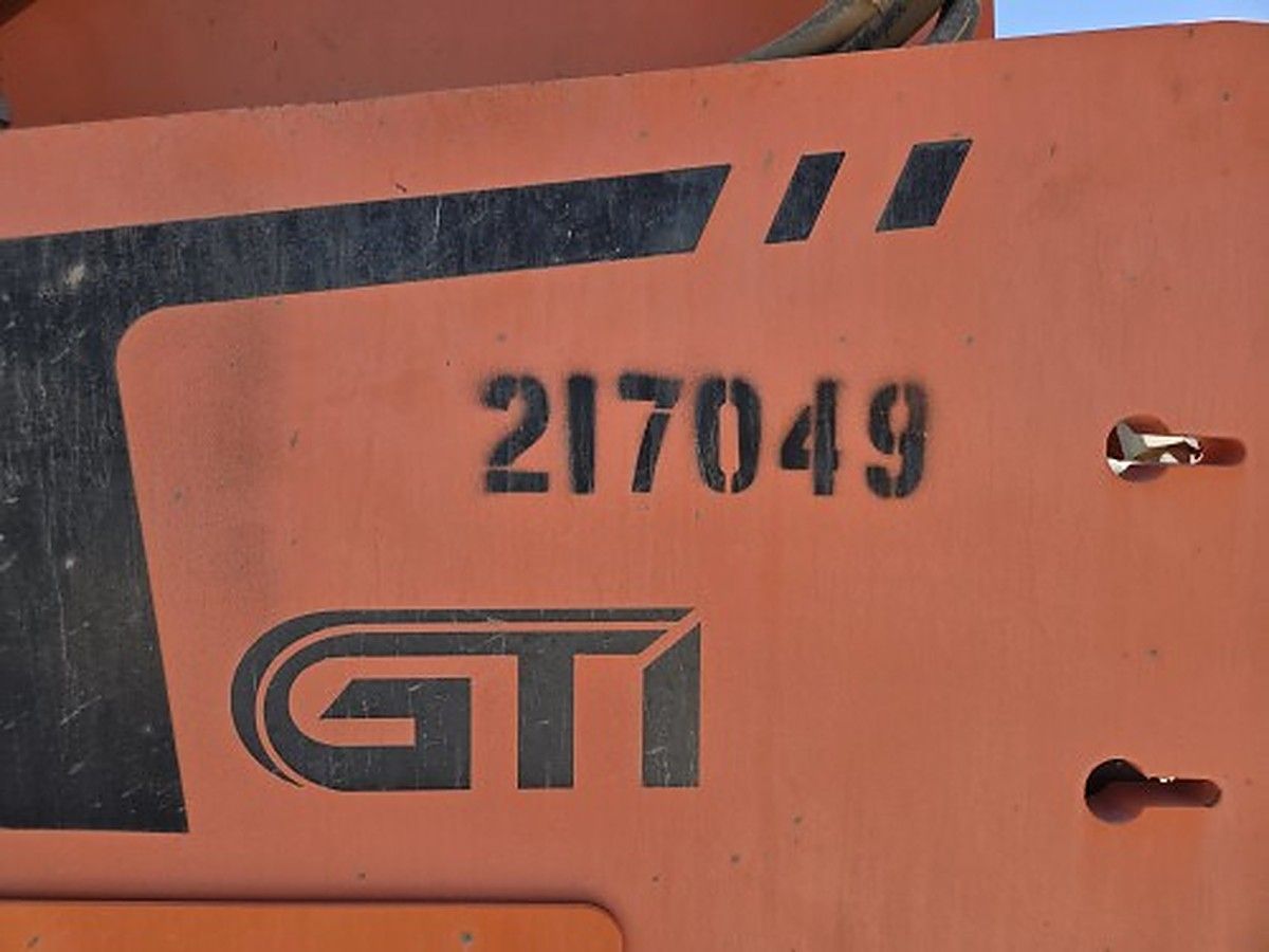JLG 10054 photo 11