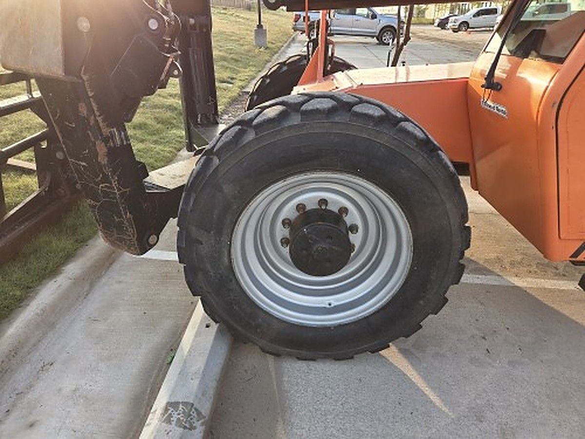 JLG 10054 photo 11