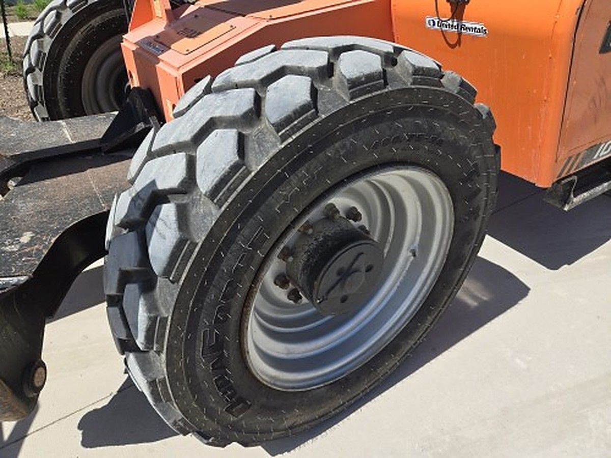 JLG 10054 photo 12
