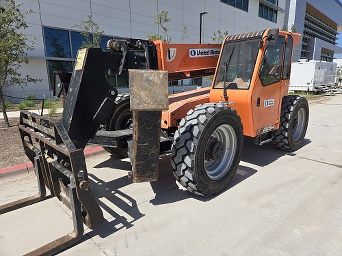 JLG 10054 photo 15