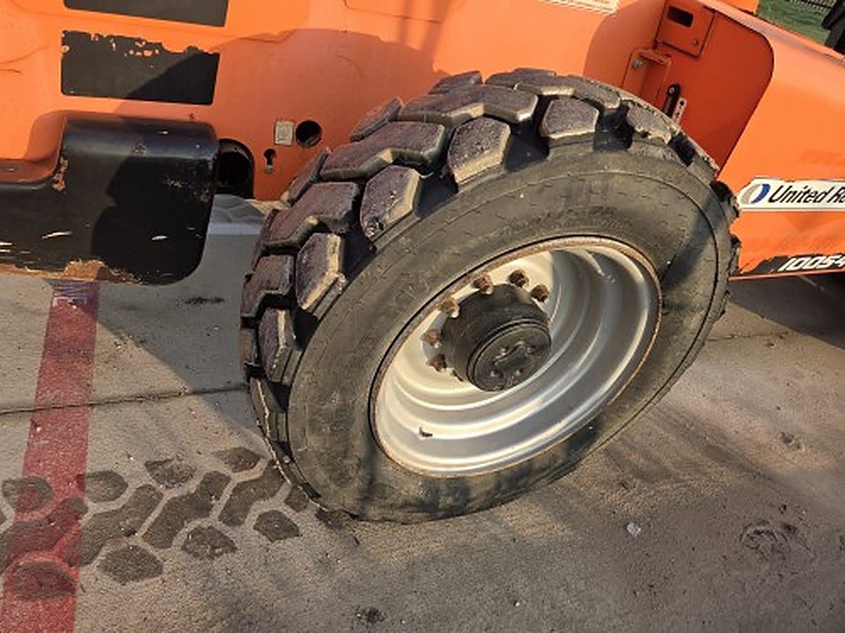 JLG 10054 photo 17