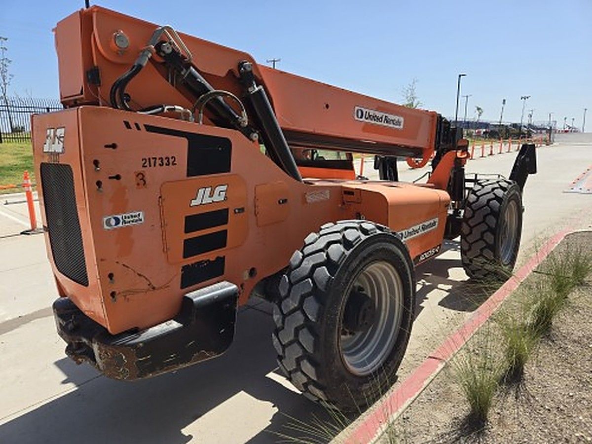 JLG 10054 photo 4