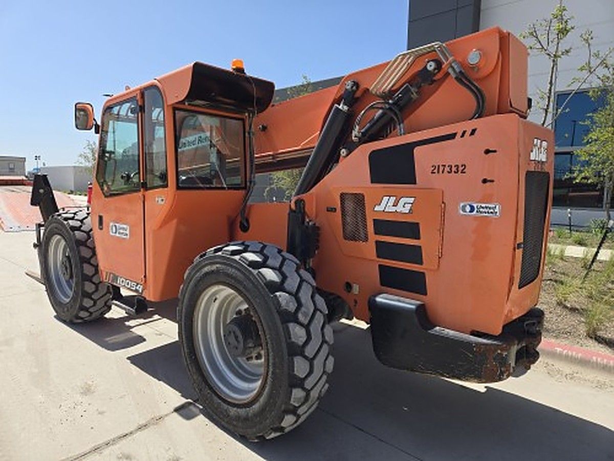 JLG 10054 photo 6