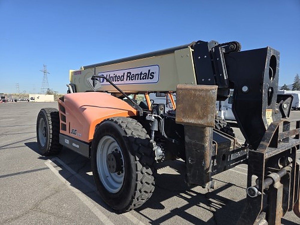 JLG 1055 photo 4