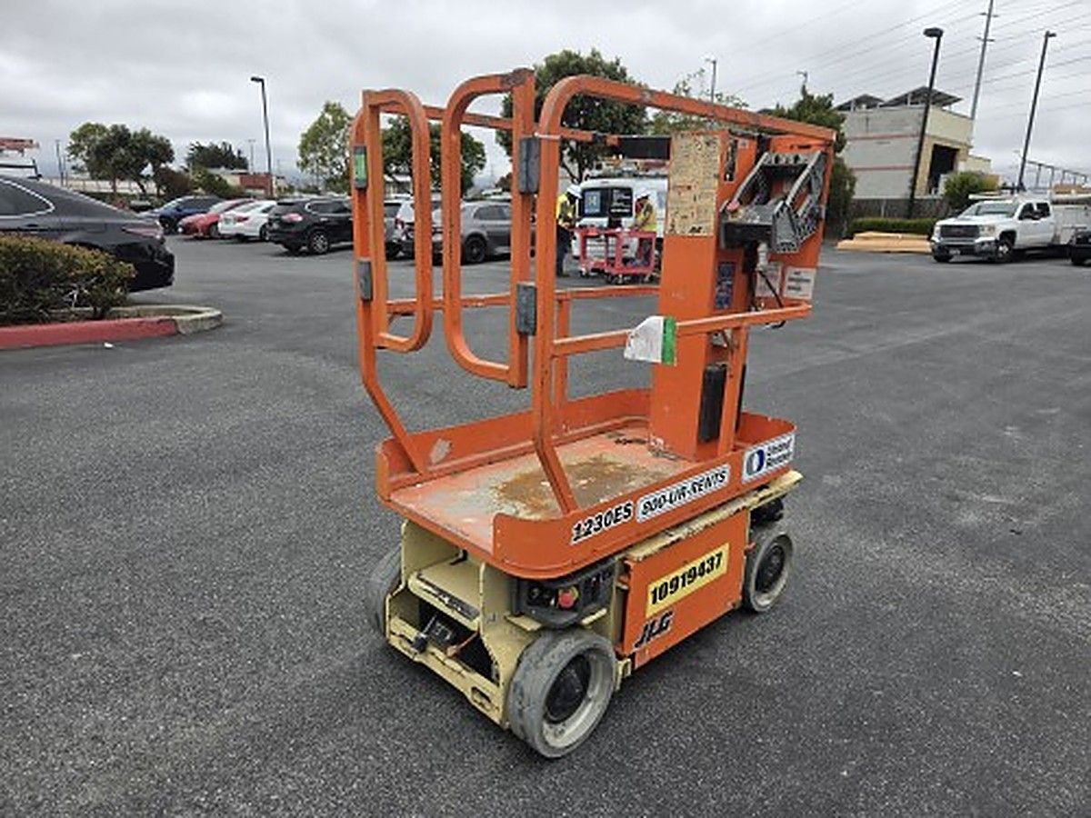 JLG 1230ES photo 2