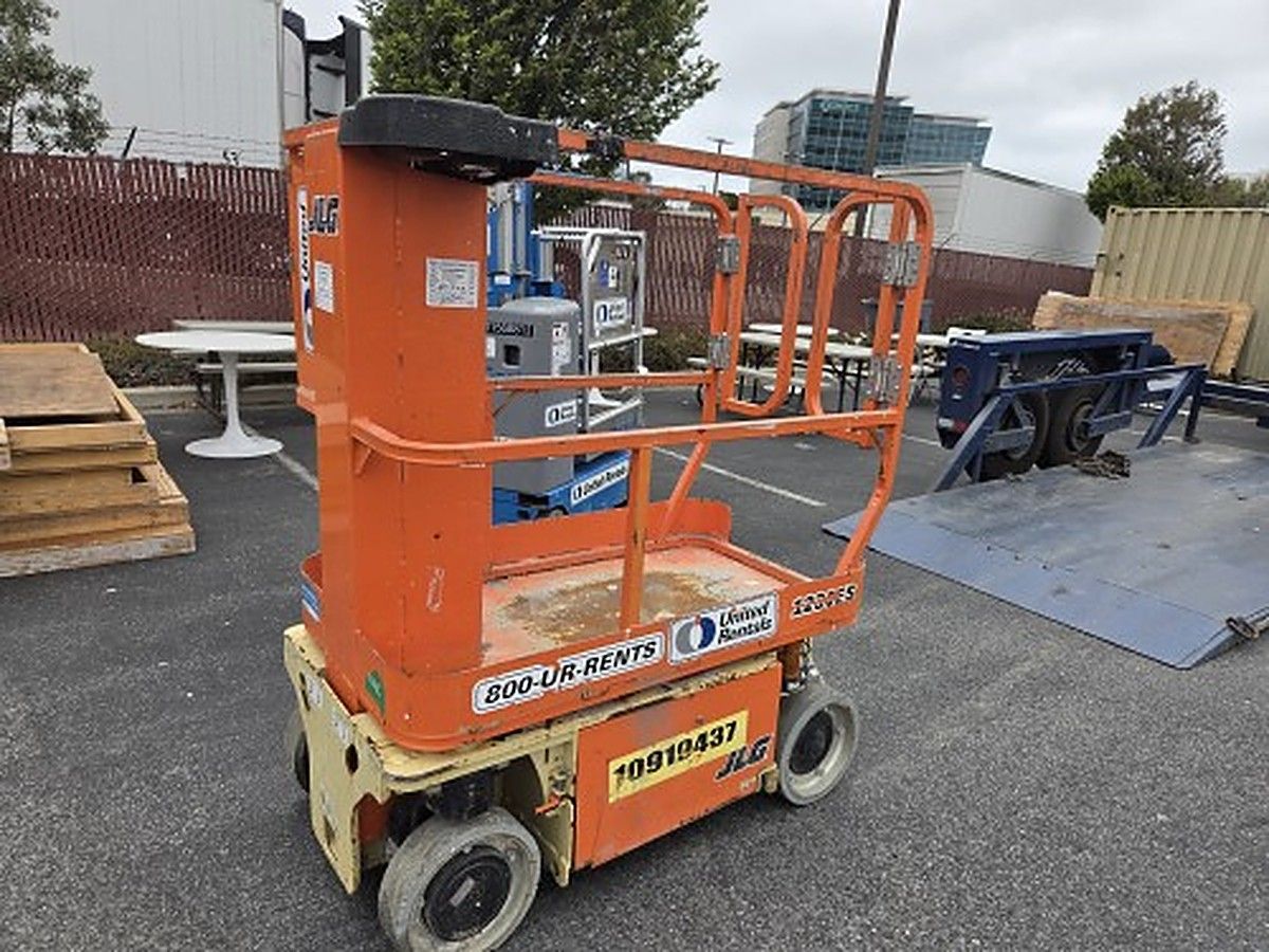 JLG 1230ES photo 4