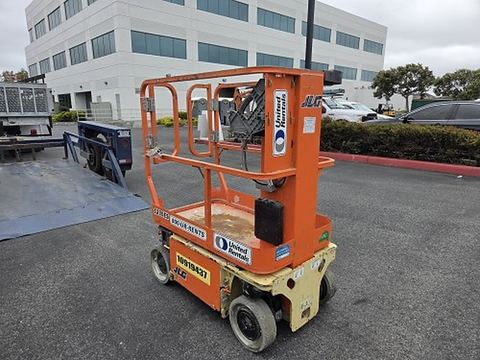 2019 JLG 1230ES Vertical Lift 12' Elec Self Propelled