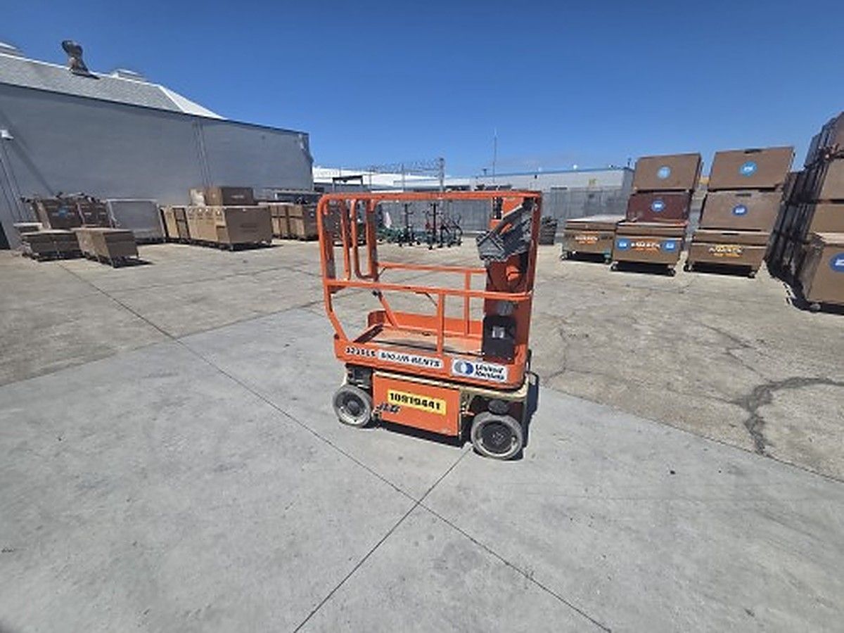 JLG 1230ES photo 11
