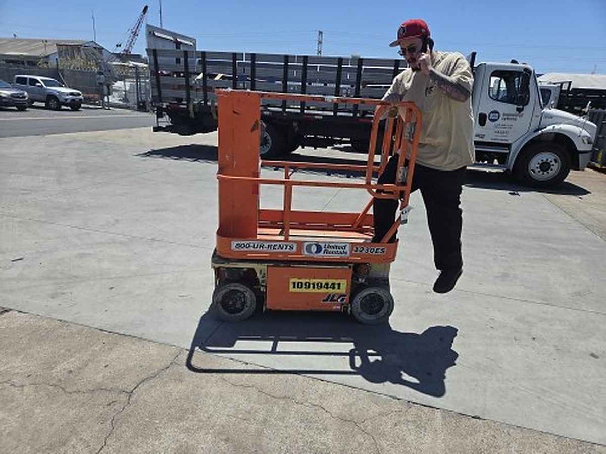 JLG 1230ES photo 8