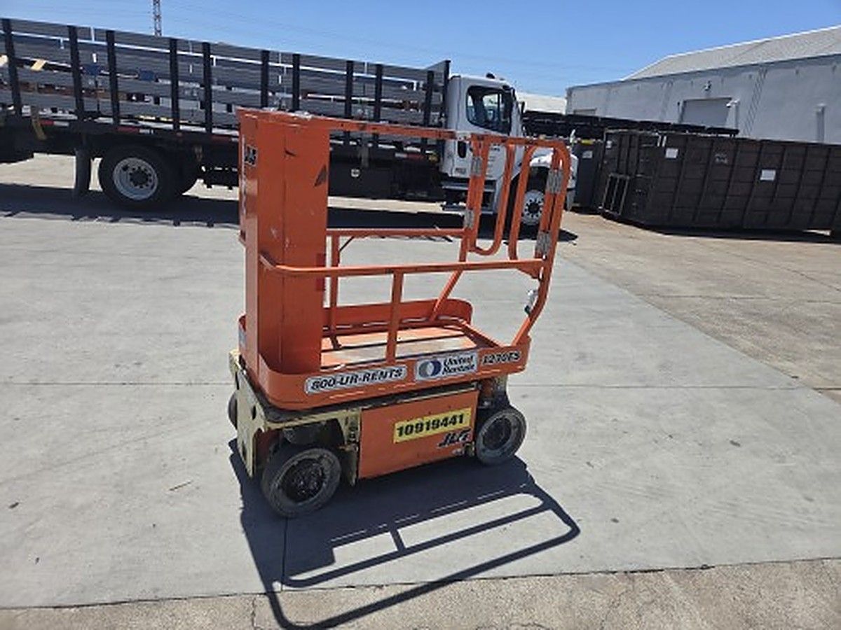JLG 1230ES photo 10