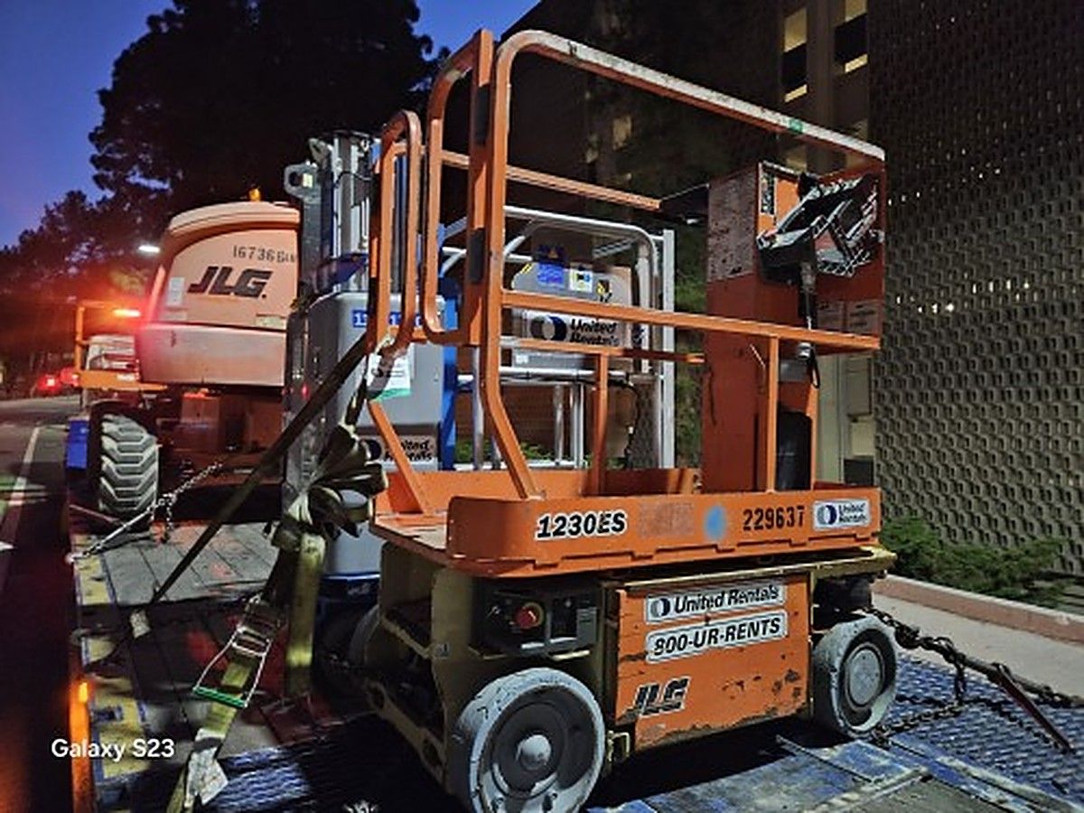 JLG 1230ES photo 10