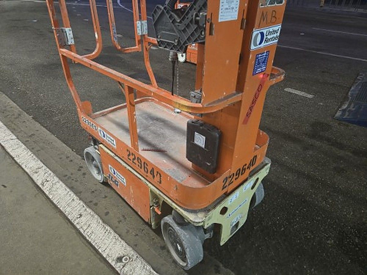JLG 1230ES photo 5