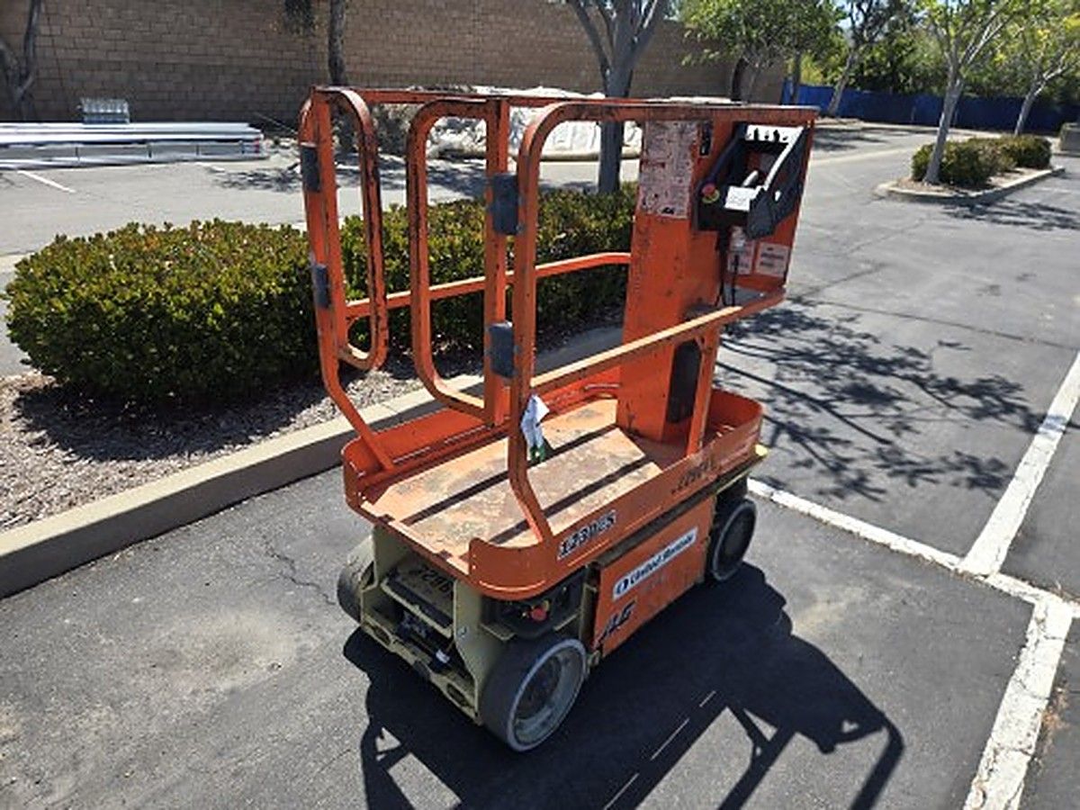 JLG 1230ES photo 2