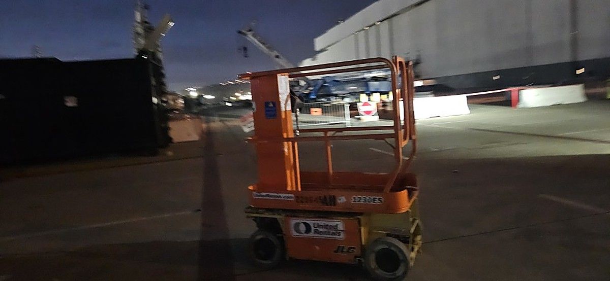 JLG 1230ES photo 4