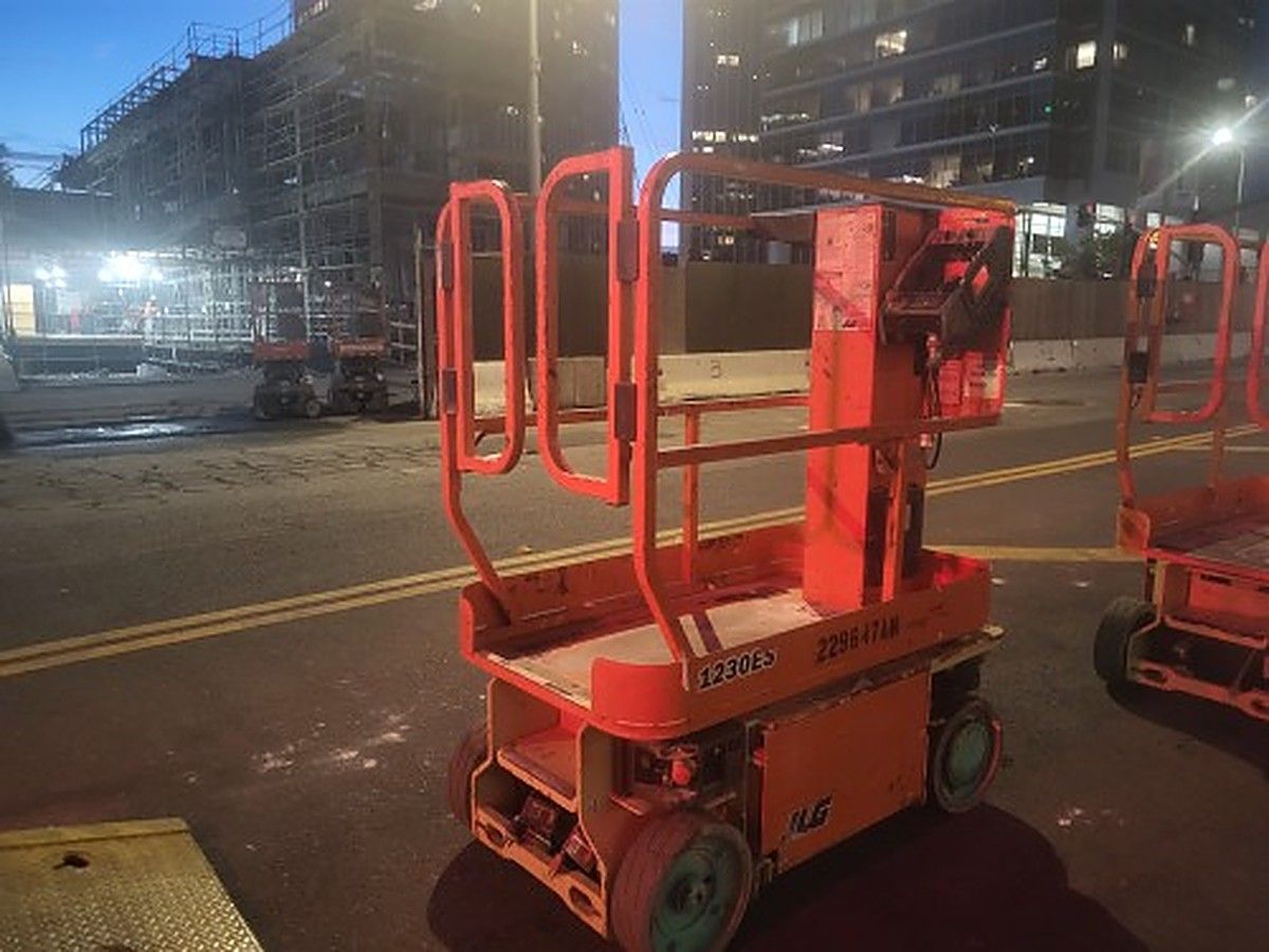 JLG 1230ES photo 3