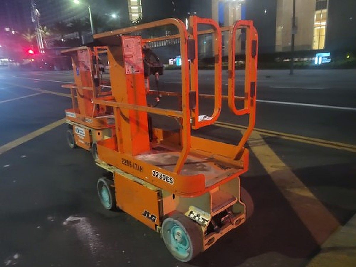 JLG 1230ES photo 5