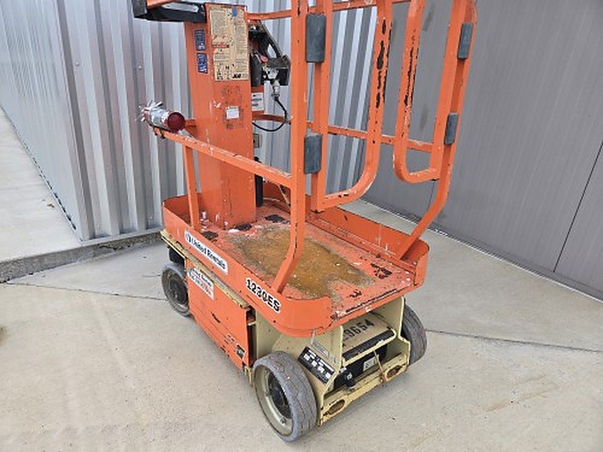 JLG 1230ES photo 4
