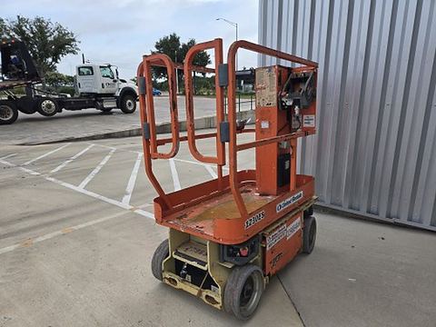 2019 JLG 1230ES Vertical Lift 12' Elec Self Propelled