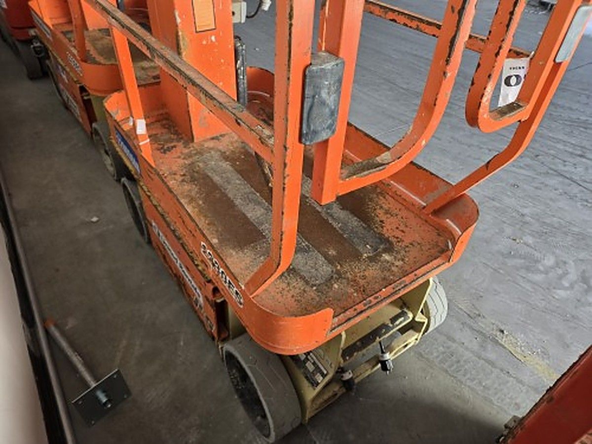JLG 1230ES photo 5
