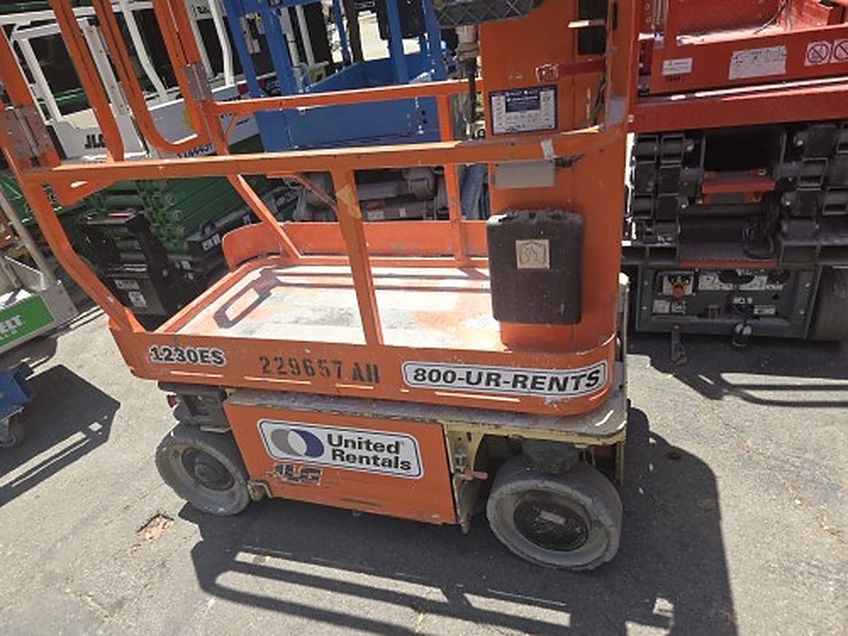 JLG 1230ES photo 7