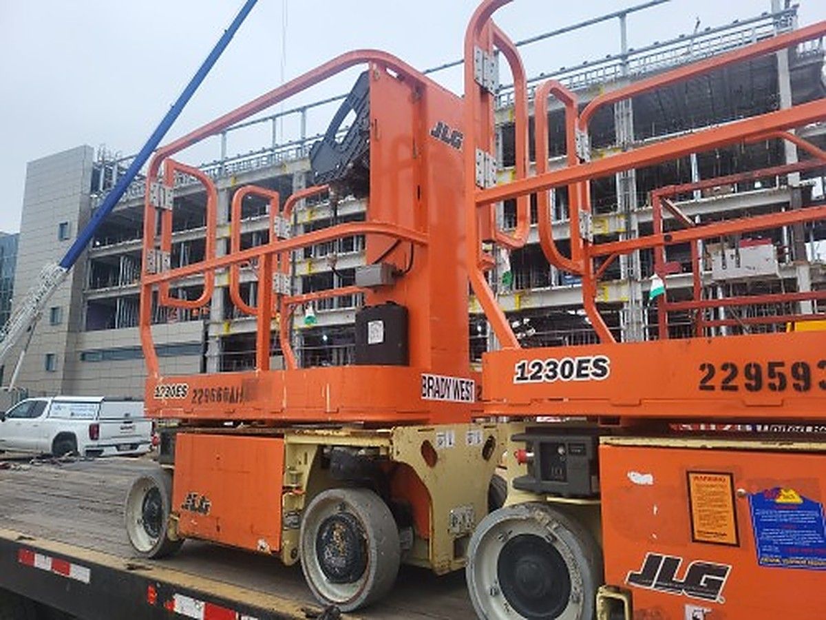 JLG 1230ES photo 2