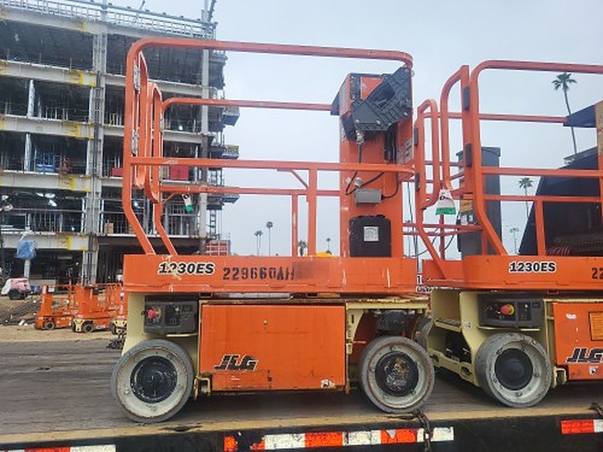 JLG 1230ES photo 4