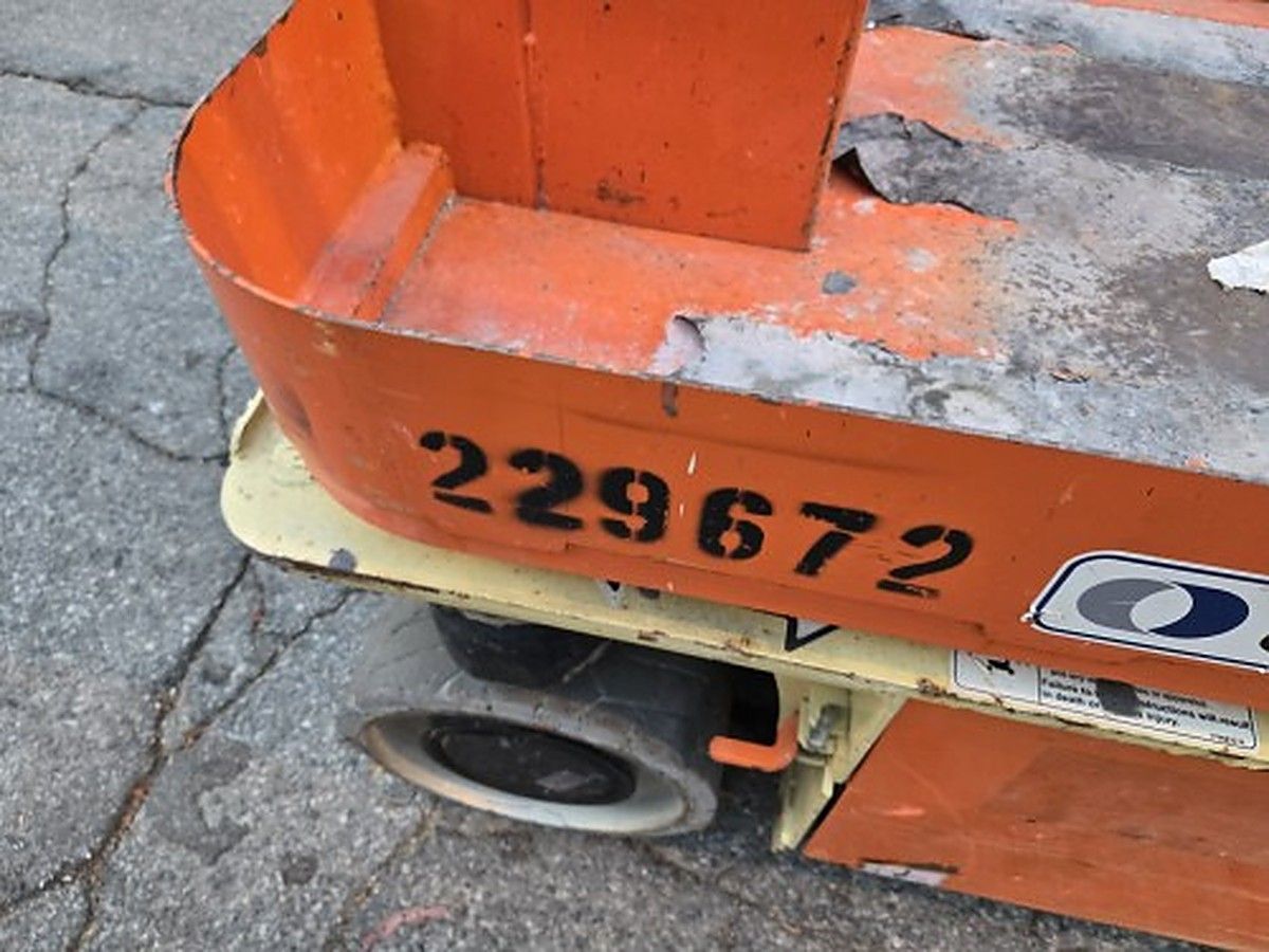 JLG 1230ES photo 2