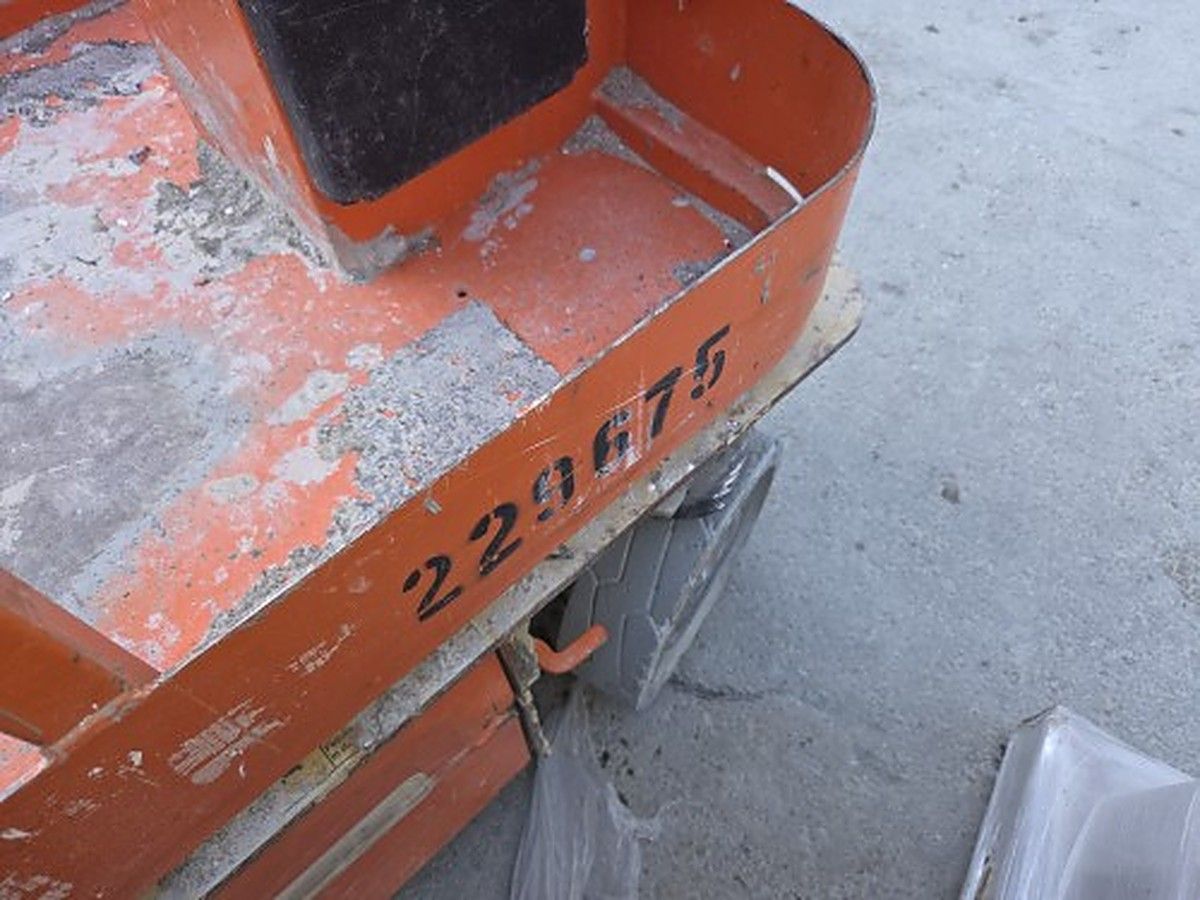 JLG 1230ES photo 7