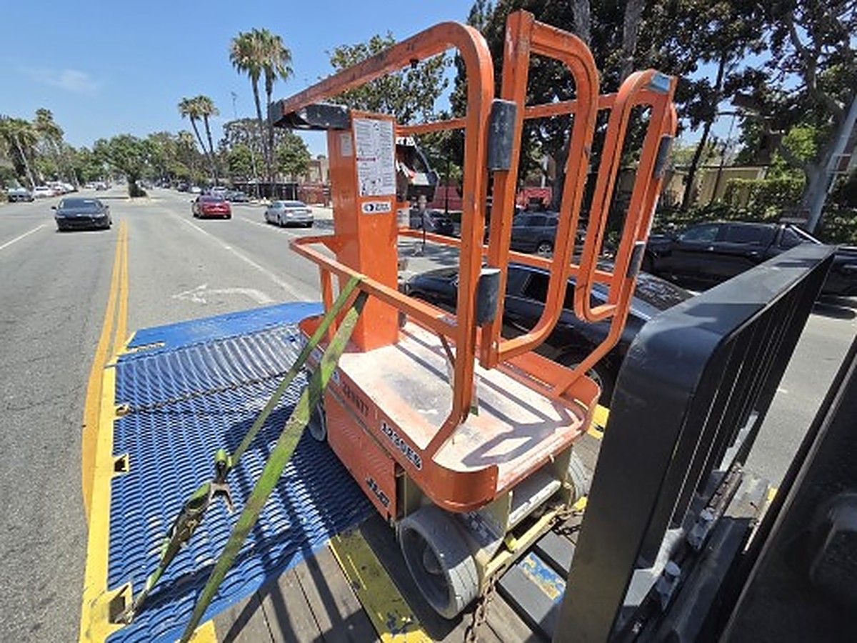 JLG 1230ES photo 3
