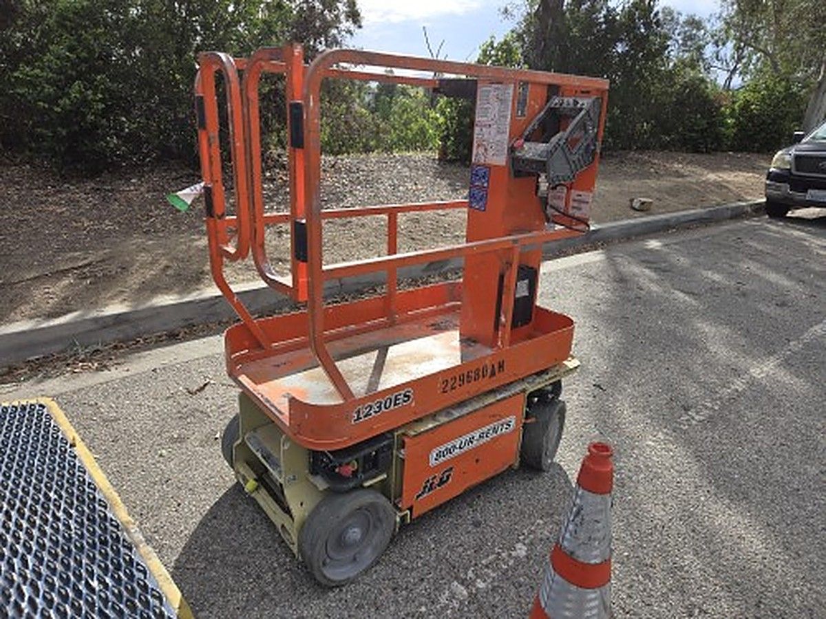 JLG 1230ES photo 6