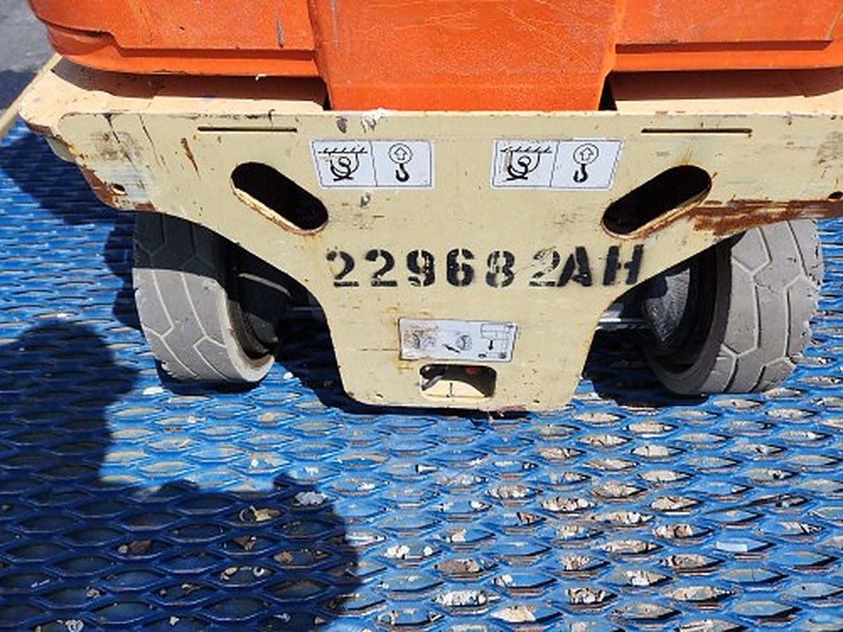 JLG 1230ES photo 3