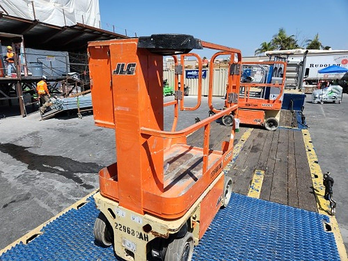 JLG 1230ES photo 4