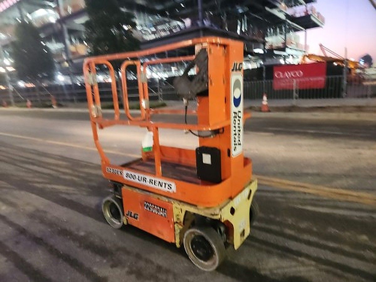 JLG 1230ES photo 2