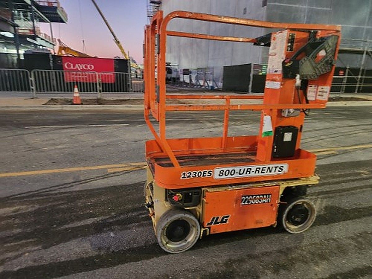 JLG 1230ES photo 4