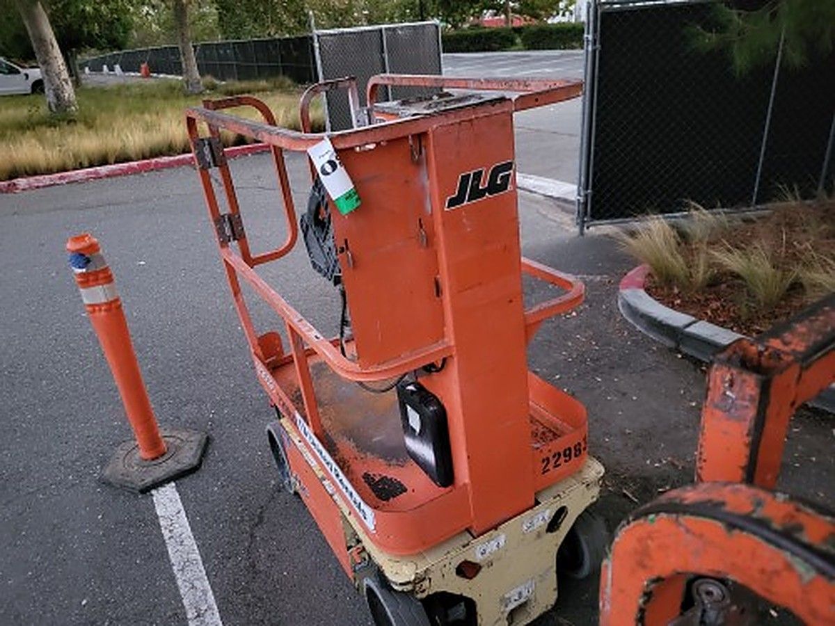 JLG 1230ES photo 8