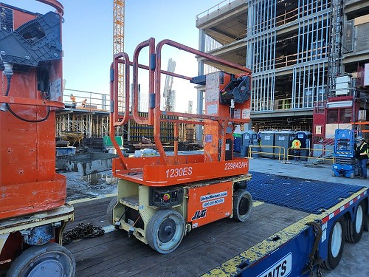 JLG 1230ES photo 2