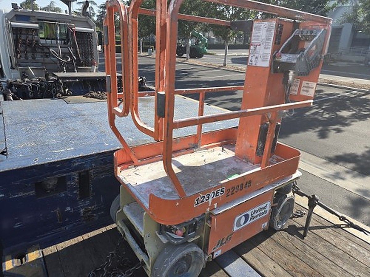JLG 1230ES photo 10